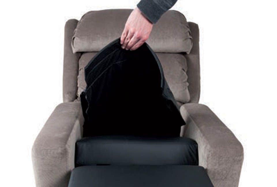 Recliner chair with duvet style removable seat compressor